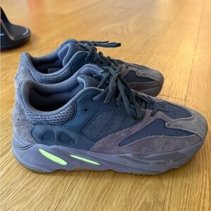 Authentic Yeezy Boost 700 “Mauve”
